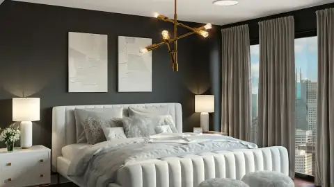 Dormitorio pequeño minimalista con ropa de cama blanca y tonos neutros